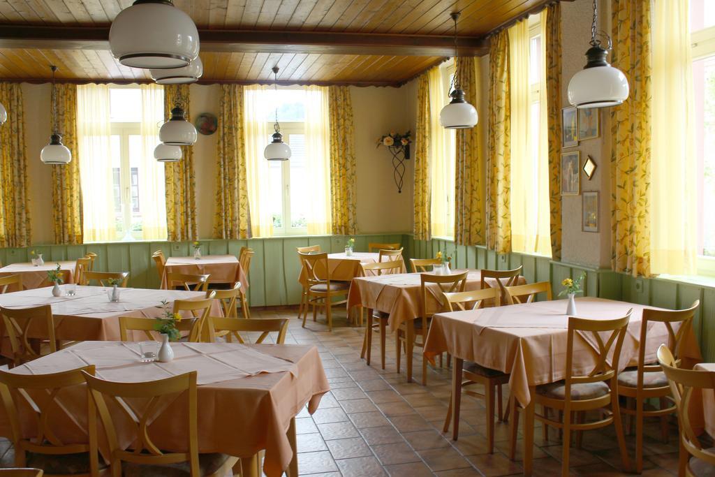 Altes Schulhaus Hotel Niederschlettenbach Exterior photo